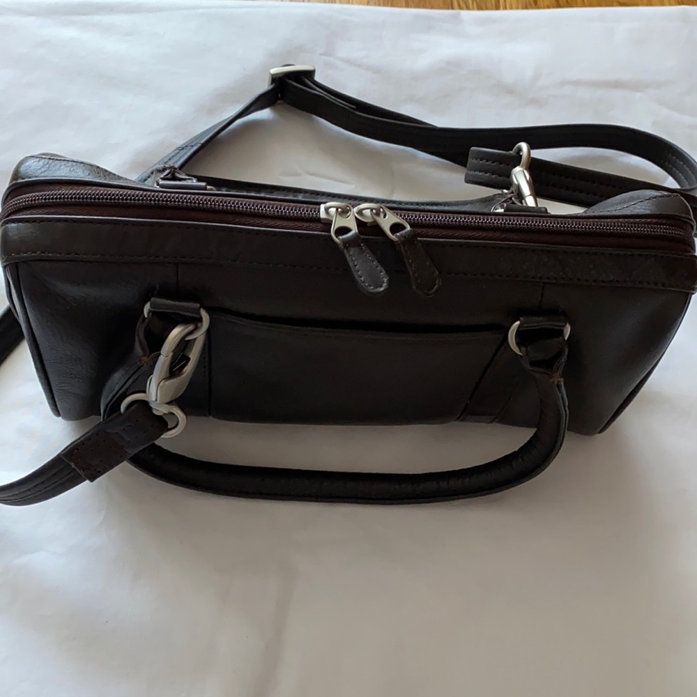 cross body handbag.. 2 colors black/ brown